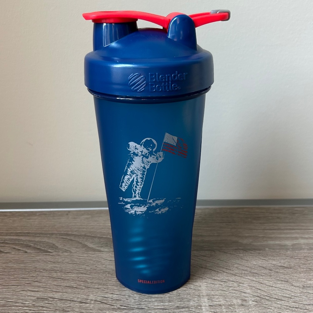 USA Special Edition Blender Bottle 28oz